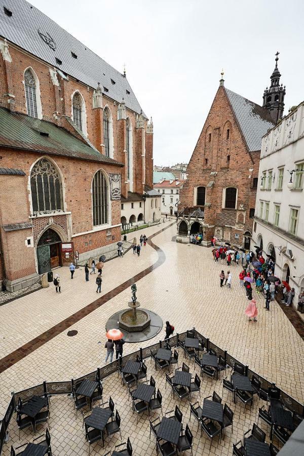 Plac Mariacki 8 Apartment คราคูฟ ภายนอก รูปภาพ