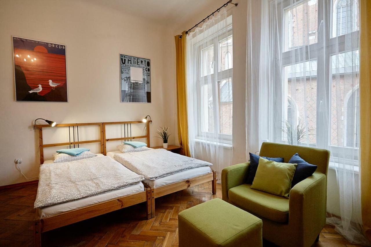 Plac Mariacki 8 Apartment คราคูฟ ภายนอก รูปภาพ