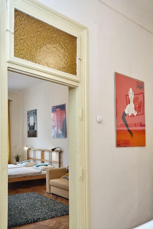 Plac Mariacki 8 Apartment คราคูฟ ภายนอก รูปภาพ